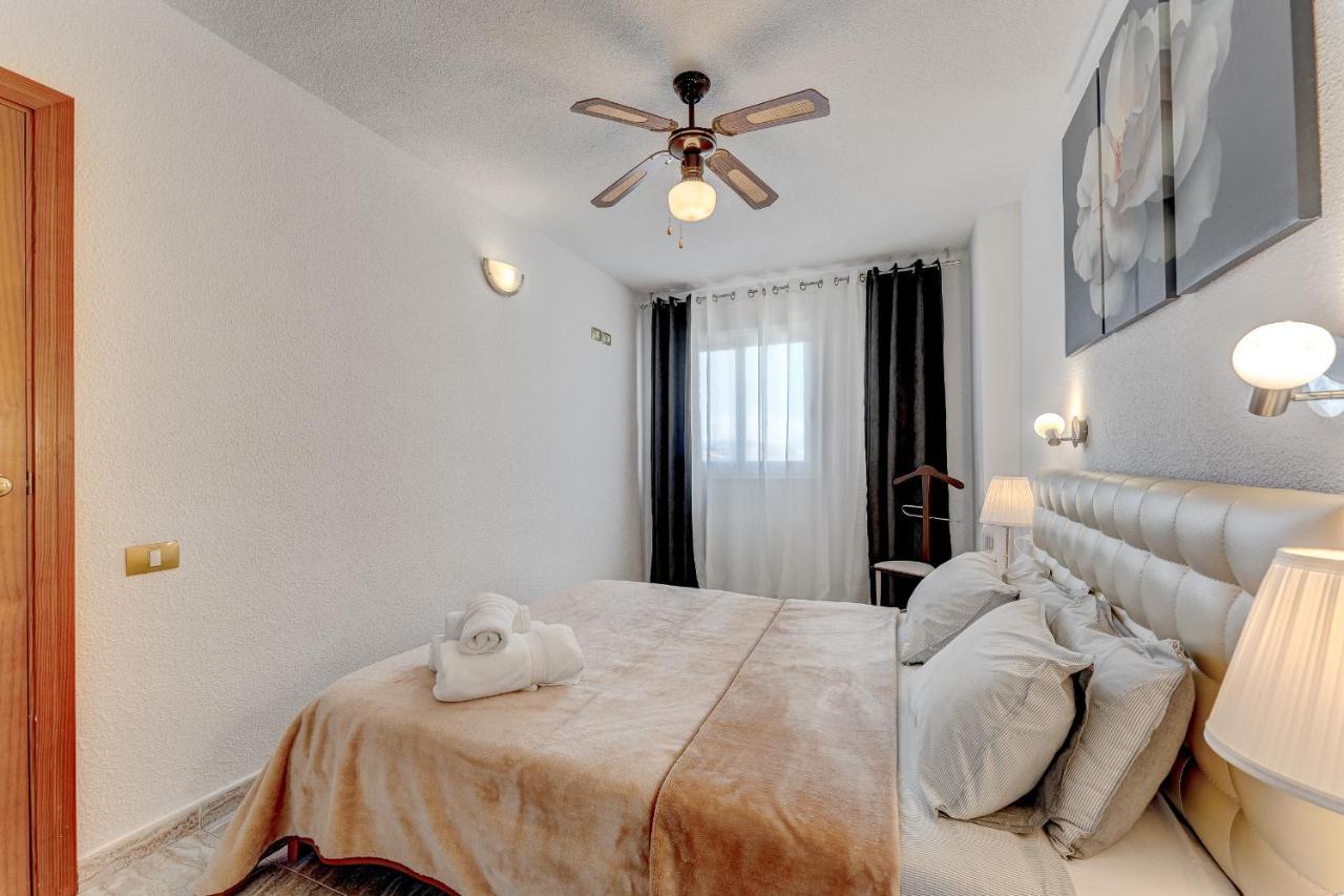 Torres Del Sol Beach Front Apartment Ph06 Los Cristianos  Exterior foto